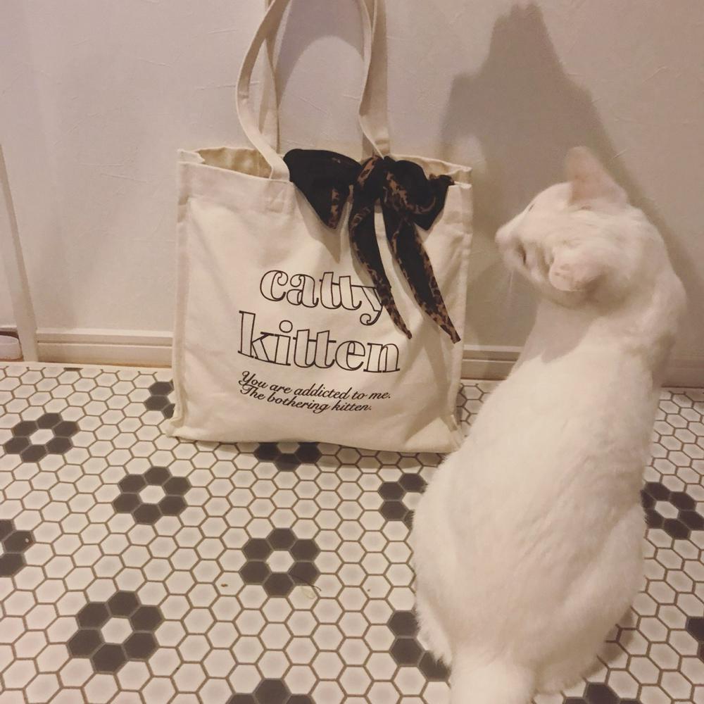 catty kitten square bag(トートバッグ) | patra outletのファッション ...